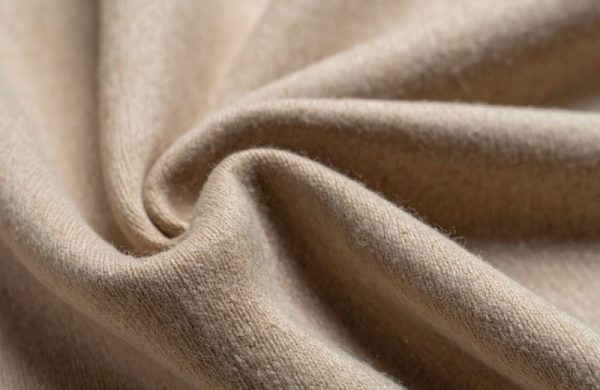 Cara Menjaga Kualitas Serat Kain Setelah Berkali-kali Dicuci di Laundry